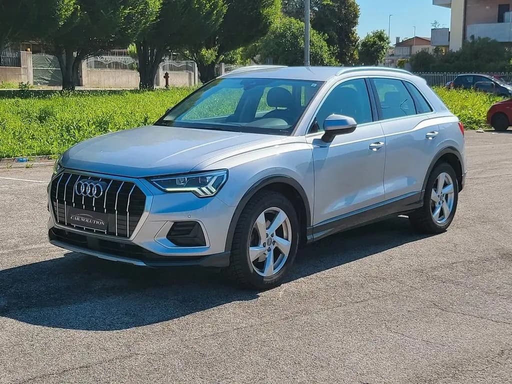 Main__Slider__Photo:Audi Q3 2.0 TDI 150 CV S tronic Sport TAGL AUDI 05/2019-0