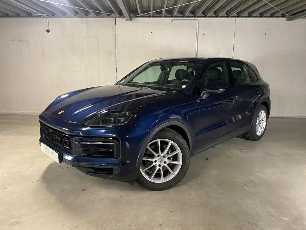 Main__Slider__Photo:Porsche Cayenne | AHK | HD-Matrix LED | Luftfederung | 05/2024-1