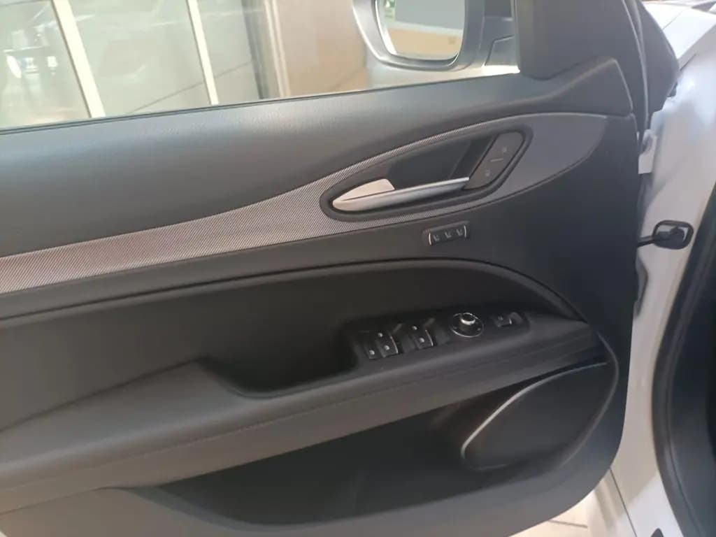 Main__Slider__Photo:Alfa Romeo Stelvio 2.2 Turbodiesel 210 CV AT8 Q4 05/2022-0