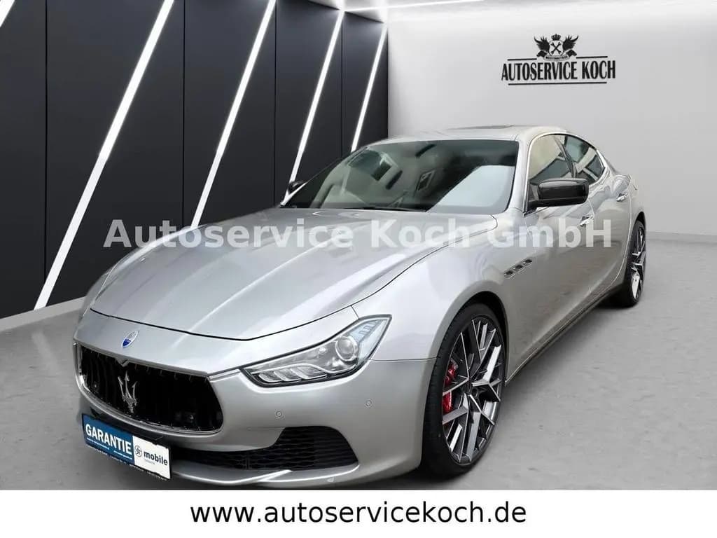 Main__Slider__Photo:Maserati Ghibli V6 Diesel 275 CV 06/2015-0