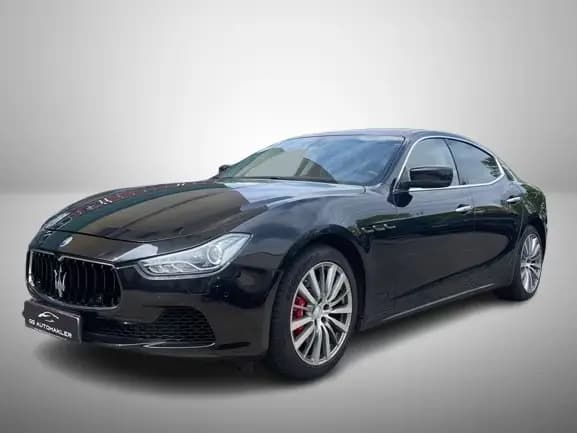 Main__Slider__Photo:Maserati Ghibli S Q4 Deutsches Fahrzeug Carbon wenig KM 01/2014-0