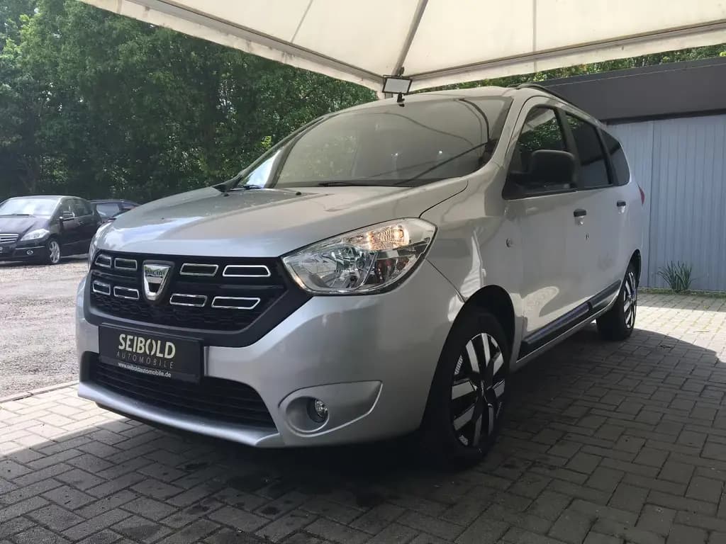 Main__Slider__Photo:Dacia Lodgy 1.6 LPG Essential/Klima/Navi/7.Sitzer/PDC 08/2019-0