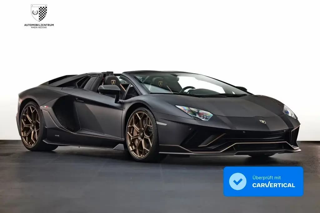 Main__Slider__Photo:Lamborghini Aventador Ultimae Roadster 1 of 250/FullCarbon 06/2022-0