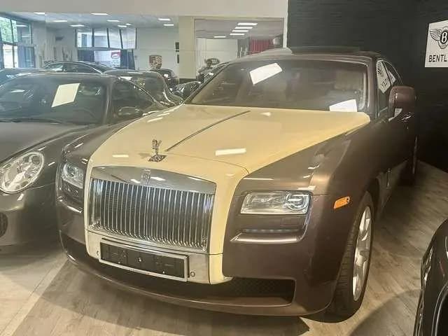 Main__Slider__Photo:Rolls-Royce Ghost 6.6 V12 tetto panoramico 10/2011-0