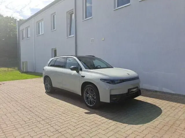 Main__Slider__Photo:Leapmotor C10 REEV Design|Kamera|NAVI|Klimaaut.|SHZ|Pano|L 05/2025-1