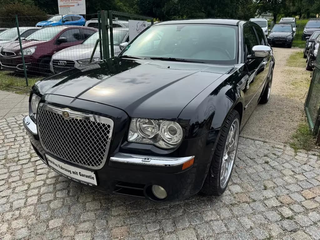 Main__Slider__Photo:Chrysler 300C Touring 5.7 V8 HEMI LPG 2-Hand Leder SR+WR 08/2006-0