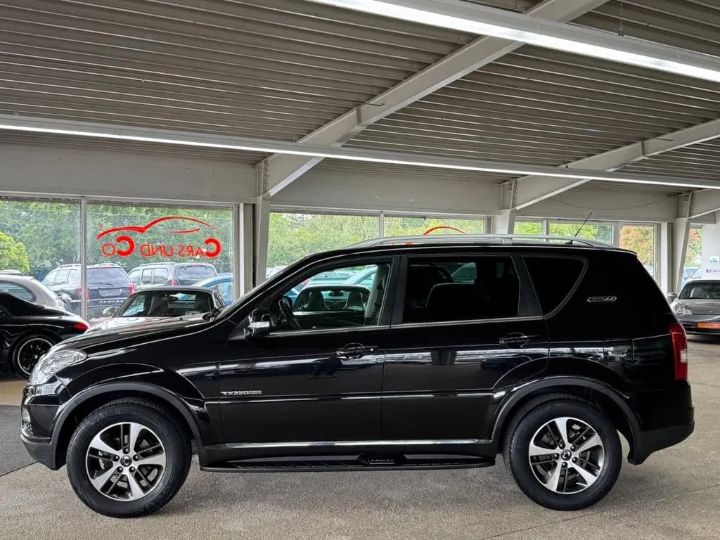 Main__Slider__Photo:Ssangyong Rexton W Executive 4WD ATG *AHK*SHZ*PDC*Xenon 09/2016-0