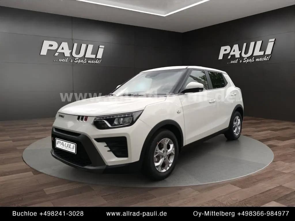 Main__Slider__Photo:KGM Tivoli 1.5 T-GDI Nomad | Sitzheizung 09/2025-0