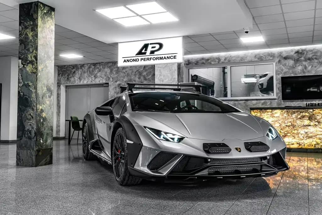 Main__Slider__Photo:Lamborghini Huracán Sterrato SENSONUM/SPORTSEAT/LED/1of1499/ null-0