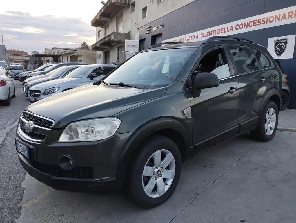 Main__Slider__Photo:Chevrolet Captiva 2.0 VCDi LT 06/2009-0