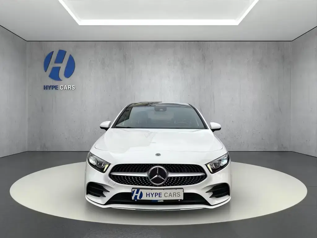 Main__Slider__Photo:Mercedes-Benz A 200 AMG Line DCT LED Wide Pano RFK Ambiente 08/2019-1