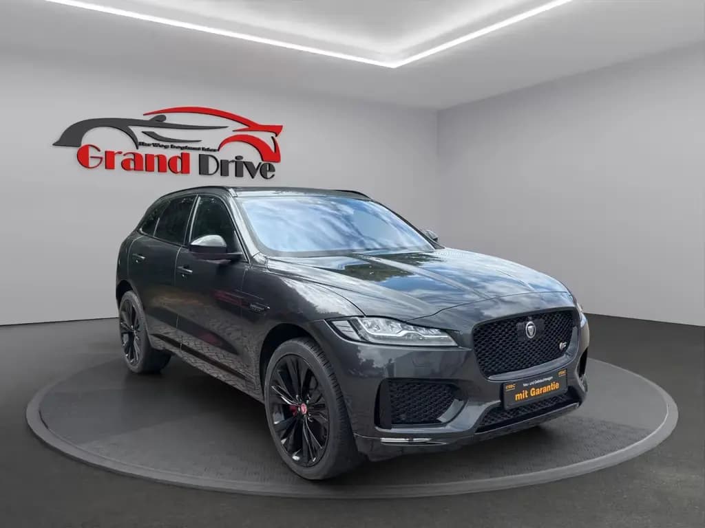 Main__Slider__Photo:Jaguar F-Pace S/AWD/ PANO/LEDER/HuD/LED/LM-22/TV/KAMERA 07/2017-0