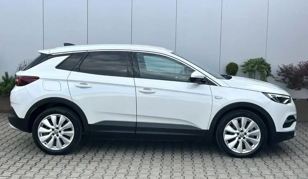 Main__Slider__Photo:Opel Grandland X 1.6 Hybrid4 Ultimate*Leder*Navi*ACC 01/2020-1