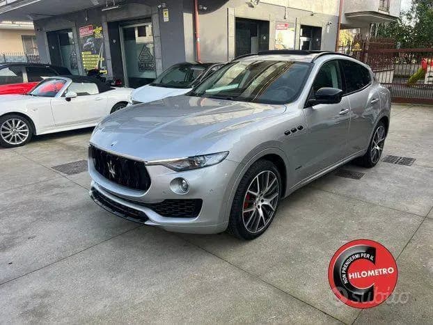 Main__Slider__Photo:Maserati Levante MASERATI LEVANTE GRANSPORT 275 10/2017-0