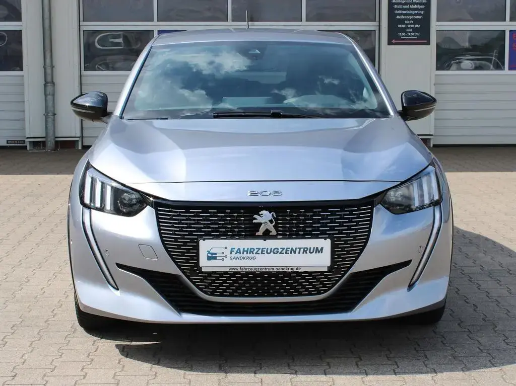 Main__Slider__Photo:Peugeot 208 BLUE HDI100GT ALCANT/KAM/SPURH/TOTWINK./ACC 05/2024-1