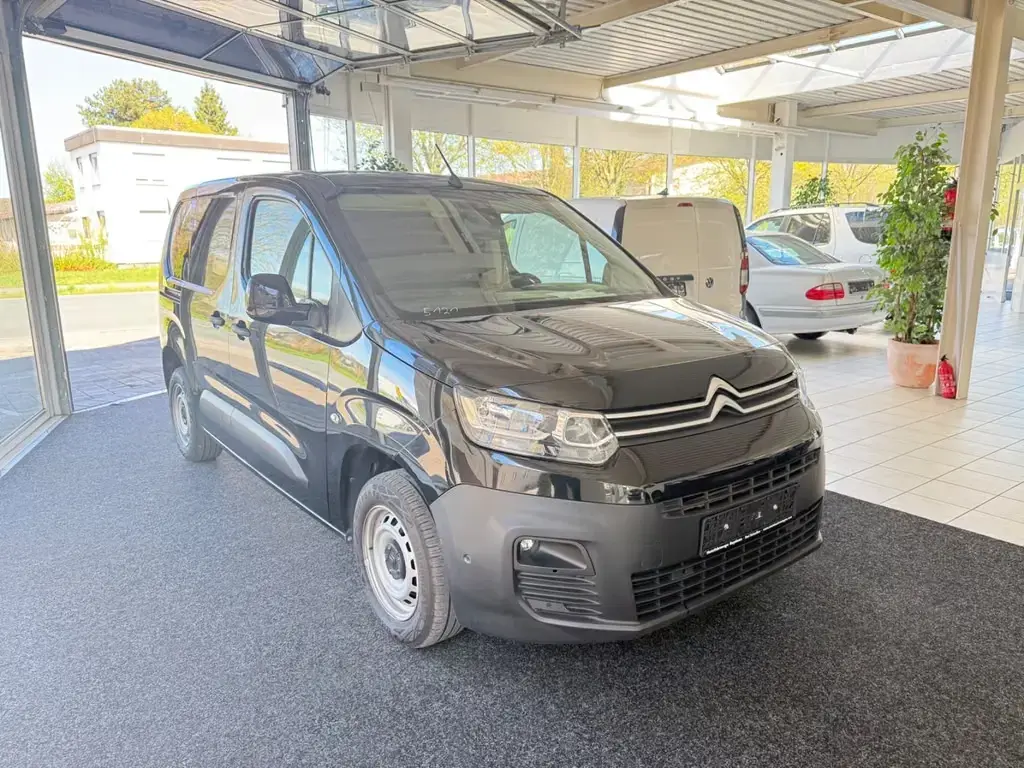 Main__Slider__Photo:Citroën Berlingo HDI Kasten L1H1 *Kamera/Klima* 01/2022-1