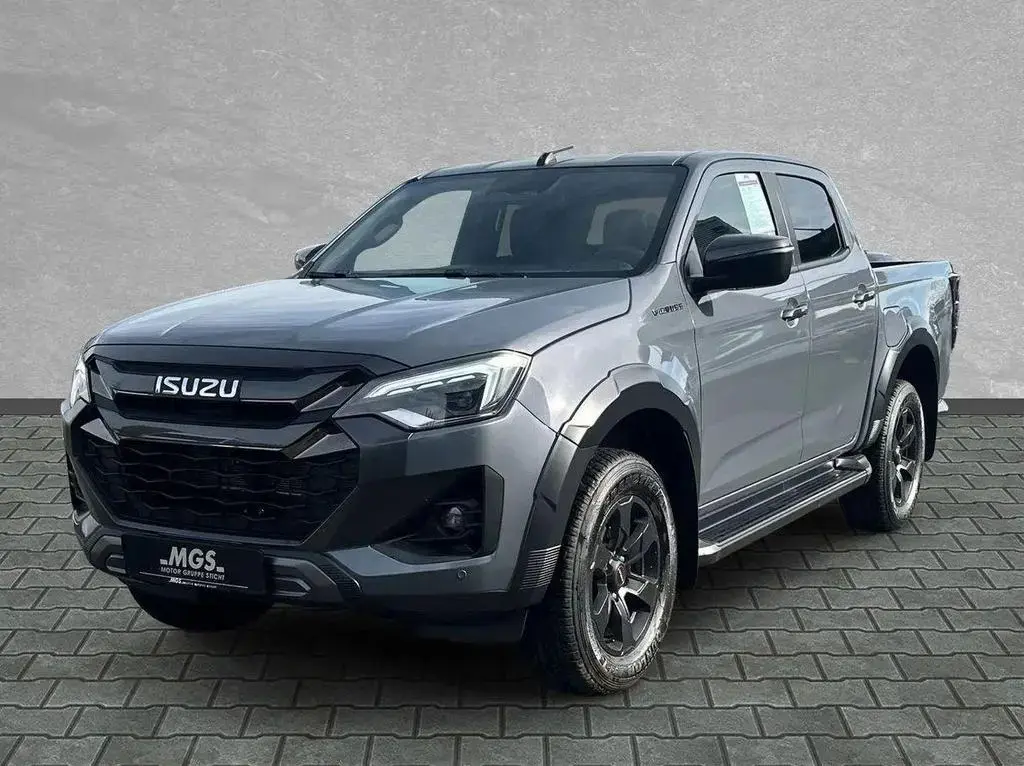 Main__Slider__Photo:Isuzu D-Max Double Cab V-Cross 4x4 #SHZ #KAMERA #LEDER null-1
