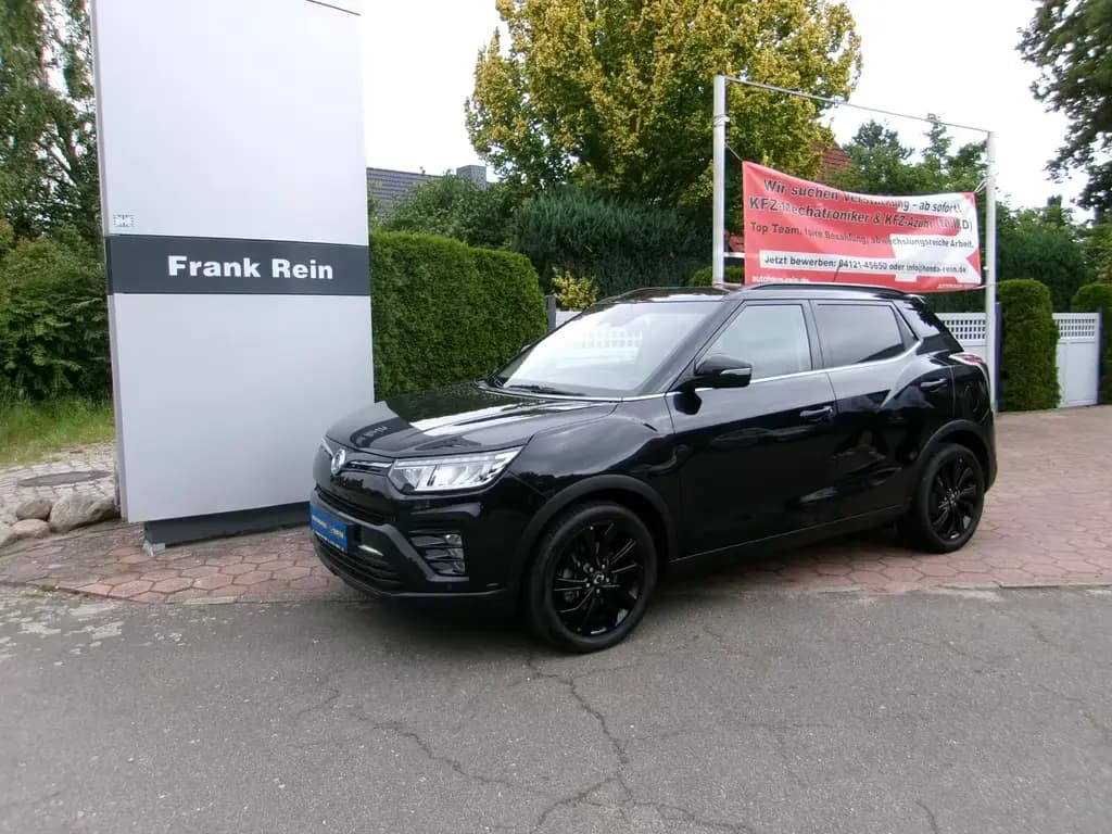 Main__Slider__Photo:Ssangyong Tivoli Blackline 1,5 08/2024-0