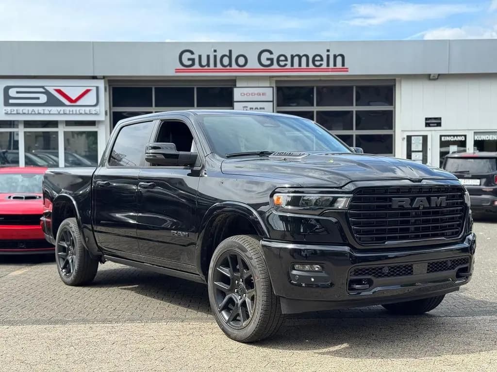 Main__Slider__Photo:Dodge RAM 1500 Laramie Night + Luftfederung + elektr. 09/2025-0
