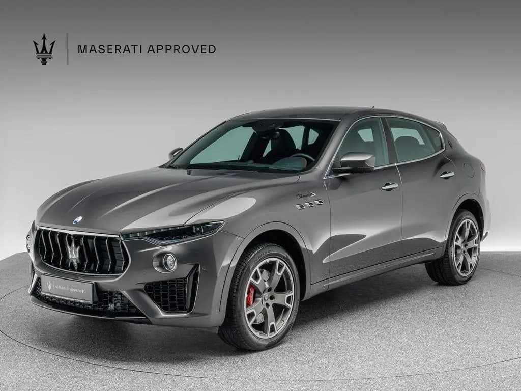Main__Slider__Photo:Maserati Levante Modena S 1.HAND + PANO + MY23 01/2023-0