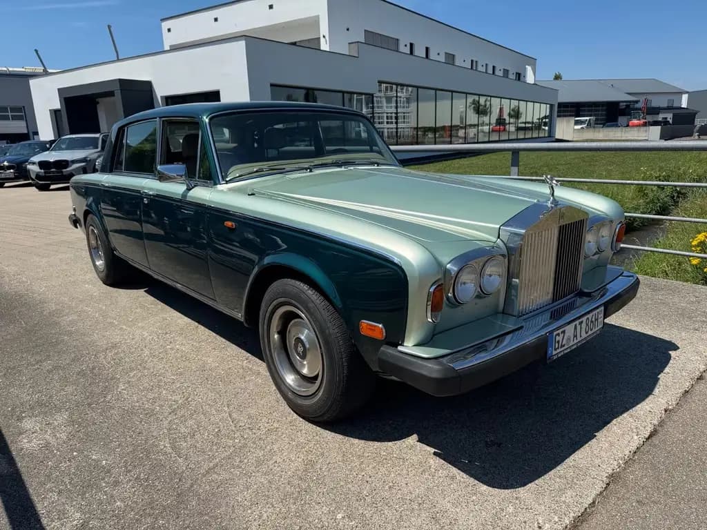Main__Slider__Photo:Rolls-Royce Wraith Silver Wraith II 07/1979-0