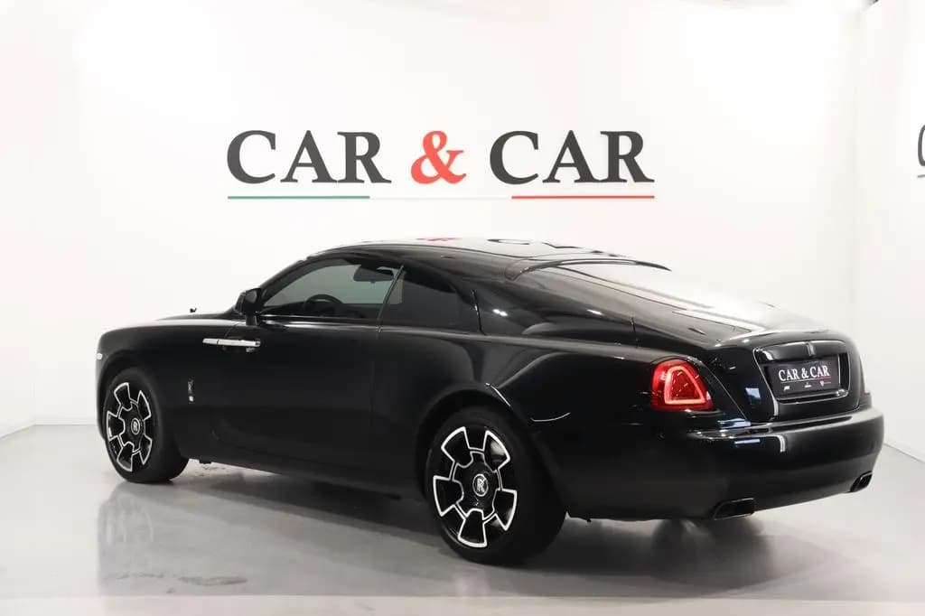 Main__Slider__Photo:Rolls-Royce Wraith Black Badge 04/2019-0