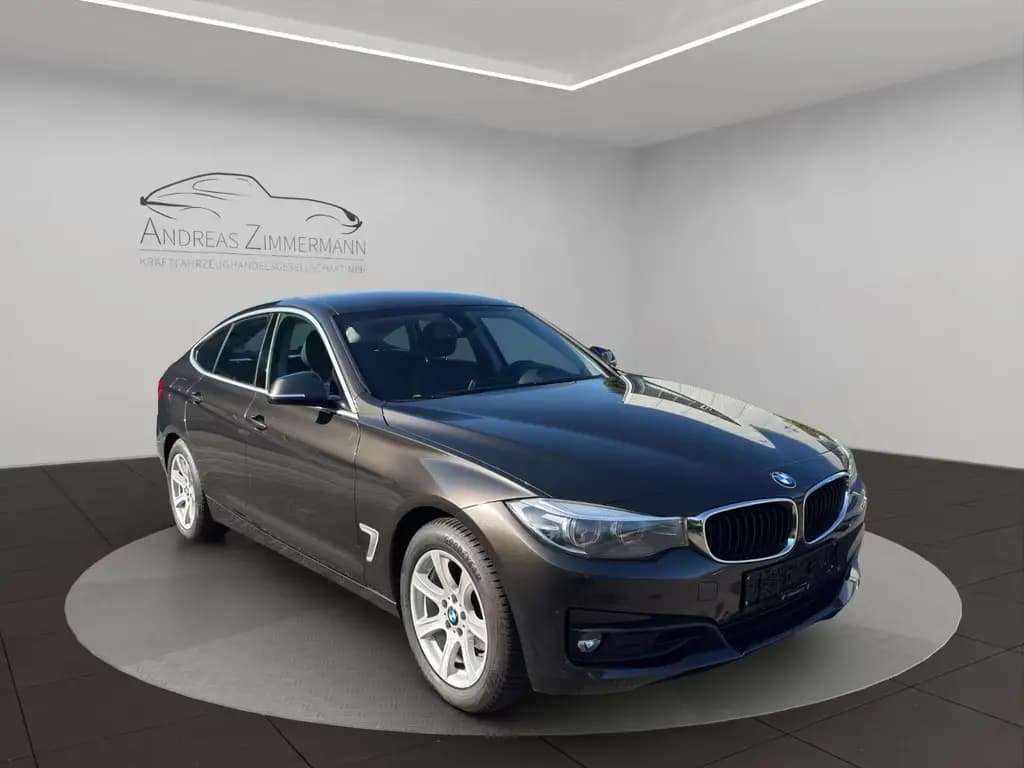 Main__Slider__Photo:BMW 3 Series 320i Gran Turismo Advantage LED/NAVI/PDC/LEDER 03/2017-0