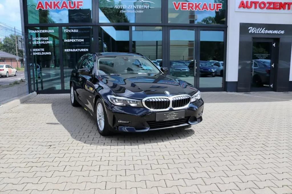 Main__Slider__Photo:BMW 320 d xDrive Touring SportLine ShadowLine Head Up 11/2020-0