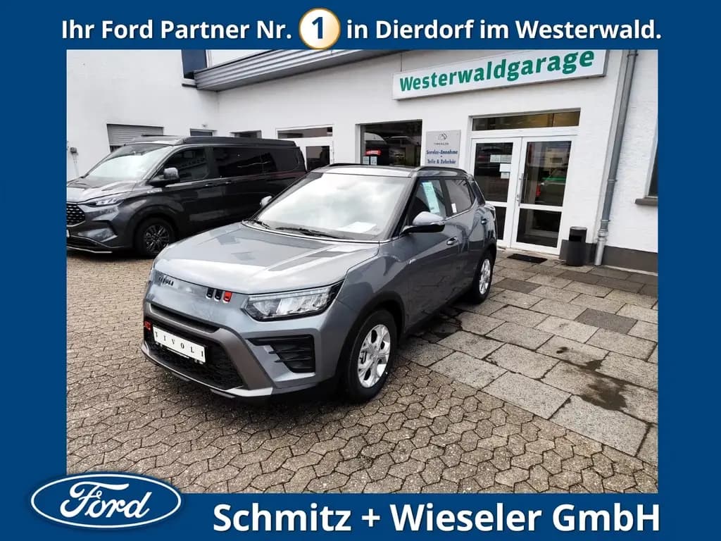 Main__Slider__Photo:Ssangyong Tivoli Quarz 1,5L AT 4X4 NEUES MODELL, Navi, 01/2025-0