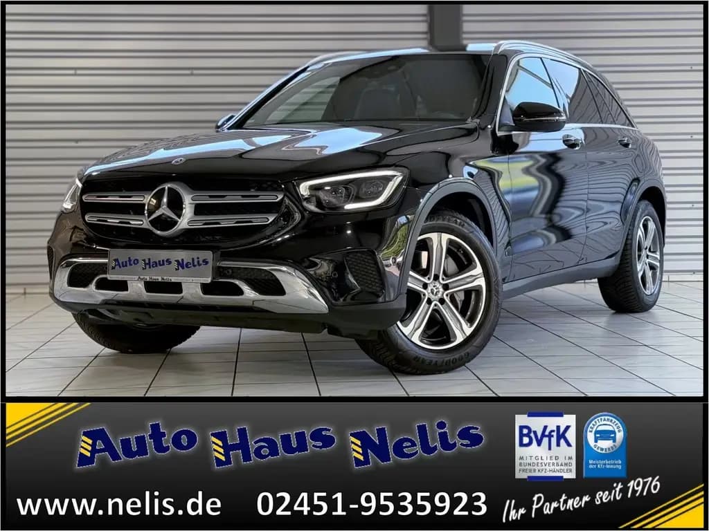 Main__Slider__Photo:Mercedes-Benz GLC 200 AMG-Line Innen Panorama AHK FACELIFT WiF 10/2019-0