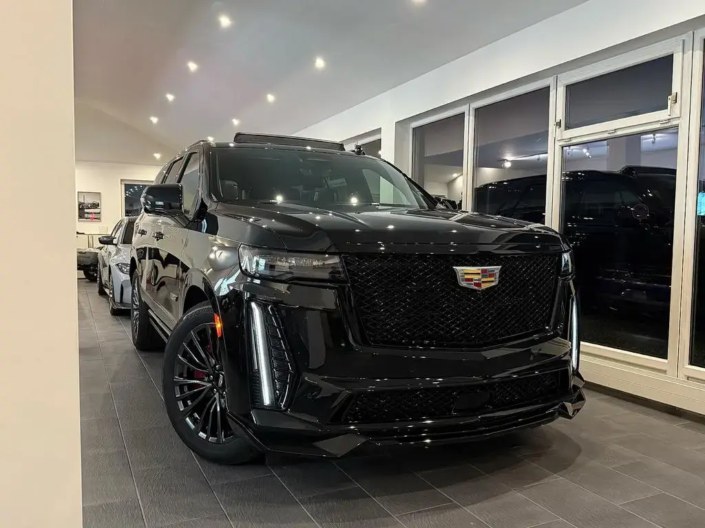 Main__Slider__Photo:Cadillac Escalade V-Series 2024|6.2 V8 Supercharged|682PS null-1