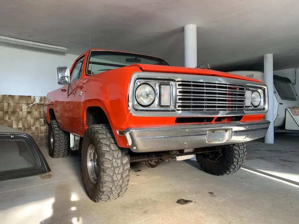 Main__Slider__Photo:Plymouth Other Trailduster Trail Duster 01/1980-0