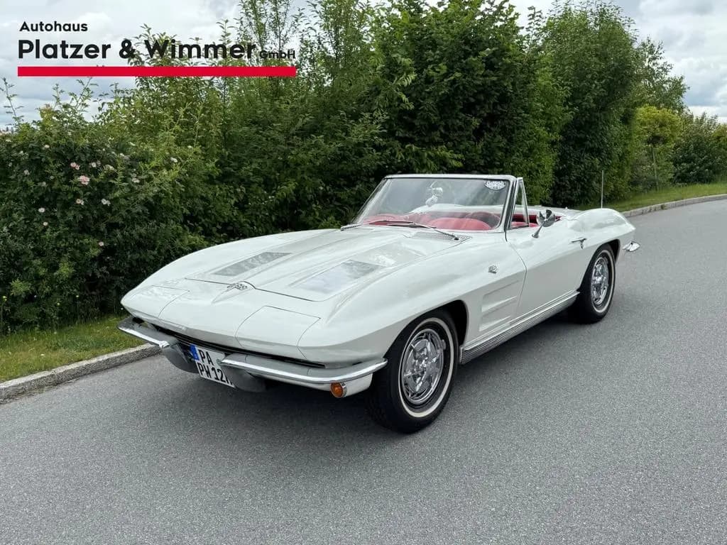 Main__Slider__Photo:Corvette C2 Convertible Sting Ray 07/1963-0