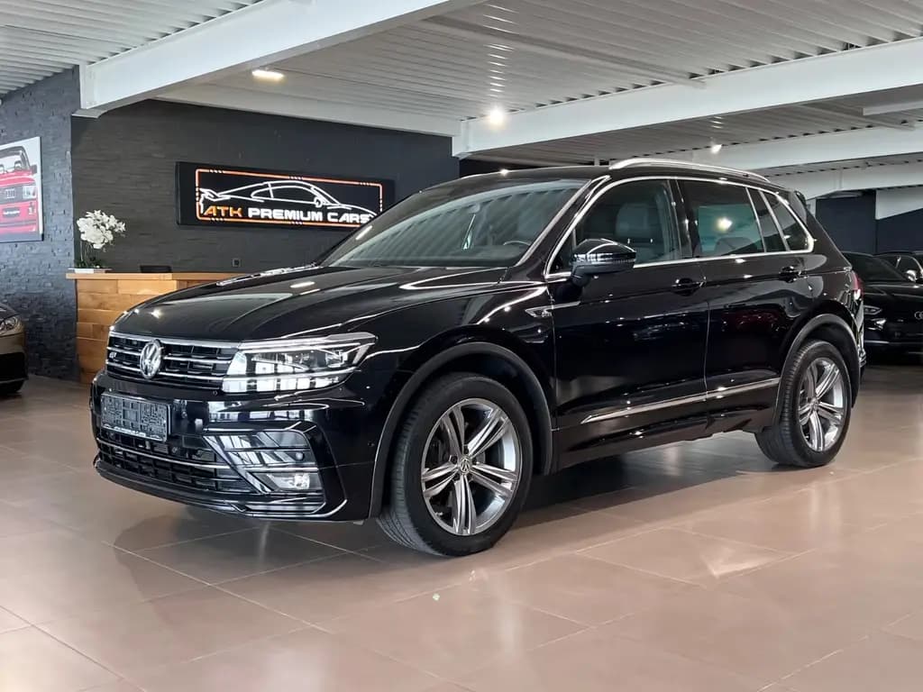 Main__Slider__Photo:Volkswagen Tiguan 2.0TSI DSG 4MOTION Highline R-LINE AHK 02/2019-0