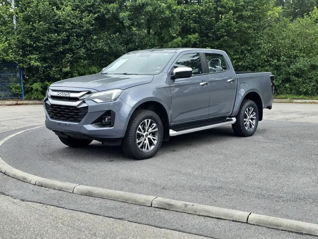 Main__Slider__Photo:Isuzu D-Max LSE Double Cab 4WD Leder Sofort Lieferbar null-0