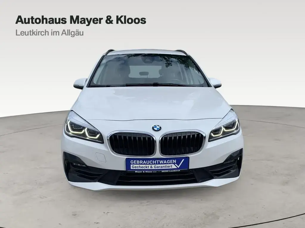 Main__Slider__Photo:BMW 2 Series 218d LED NAVI Business-Paket PDC SHZ 07/2019-1