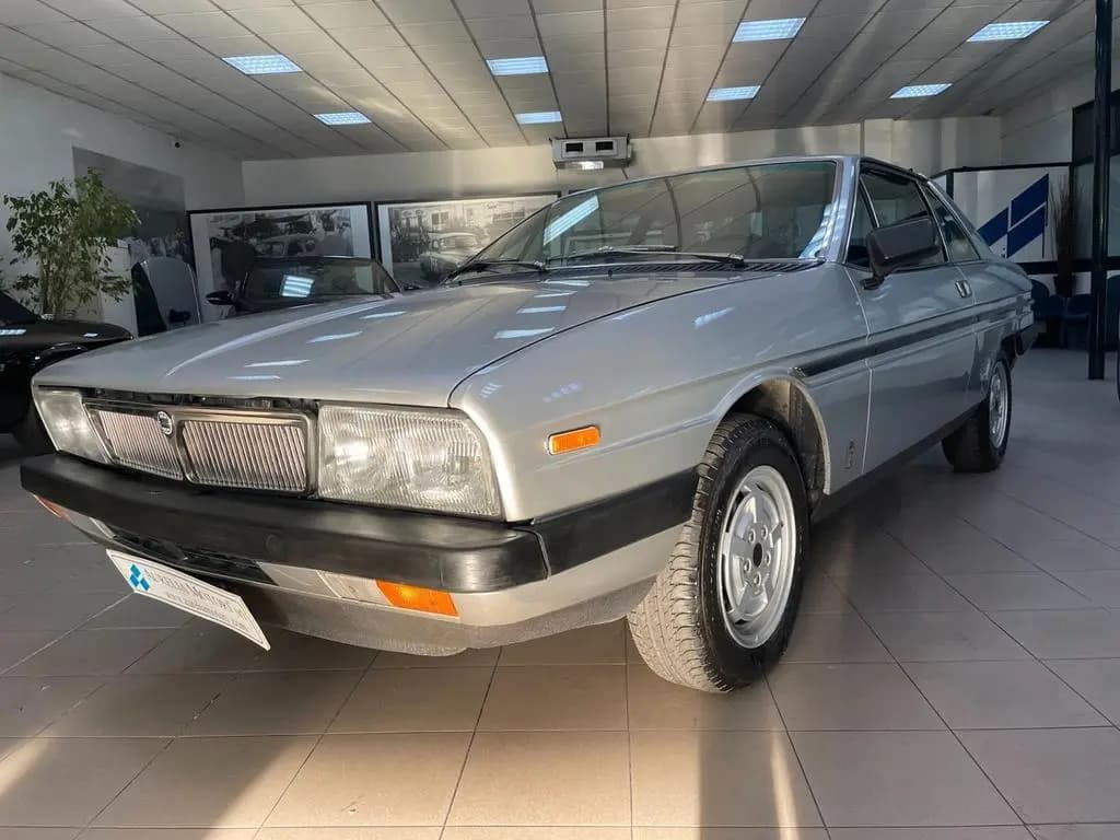 Main__Slider__Photo:Lancia Gamma 2.0 COUPE' PERFETTA DA AMATORE SOLI 06/1979-0