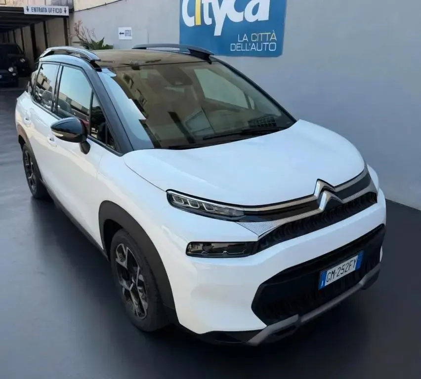 Main__Slider__Photo:Citroën C3 Aircross Citroen C3 Aircross BlueHDi 110 S&S Shine Pack 01/2023-1