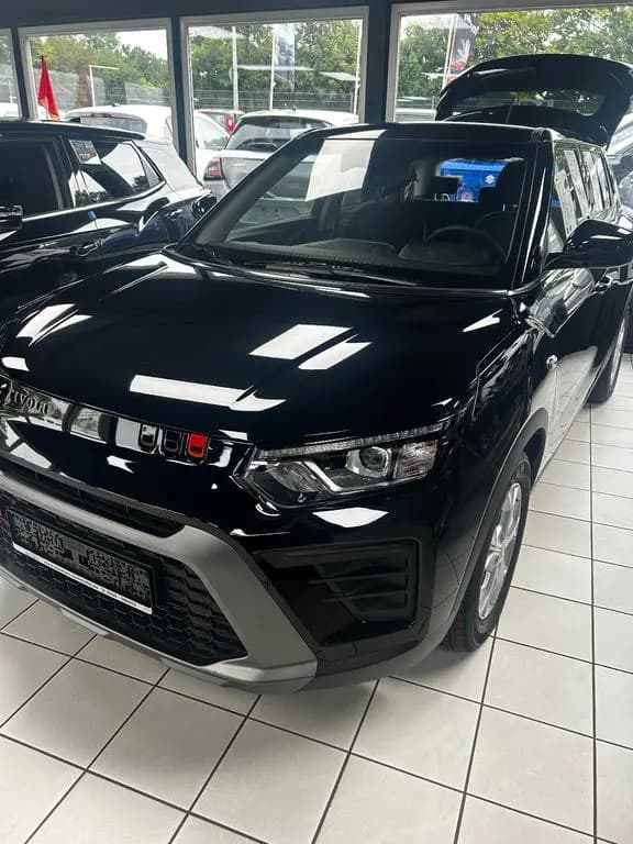 Main__Slider__Photo:KGM Tivoli 1.5 T-GDI Nomad Automatik null-0