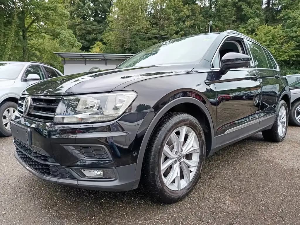 Main__Slider__Photo:Volkswagen Tiguan IQ.DRIVE Start-Stopp 4Motion 10/2020-0