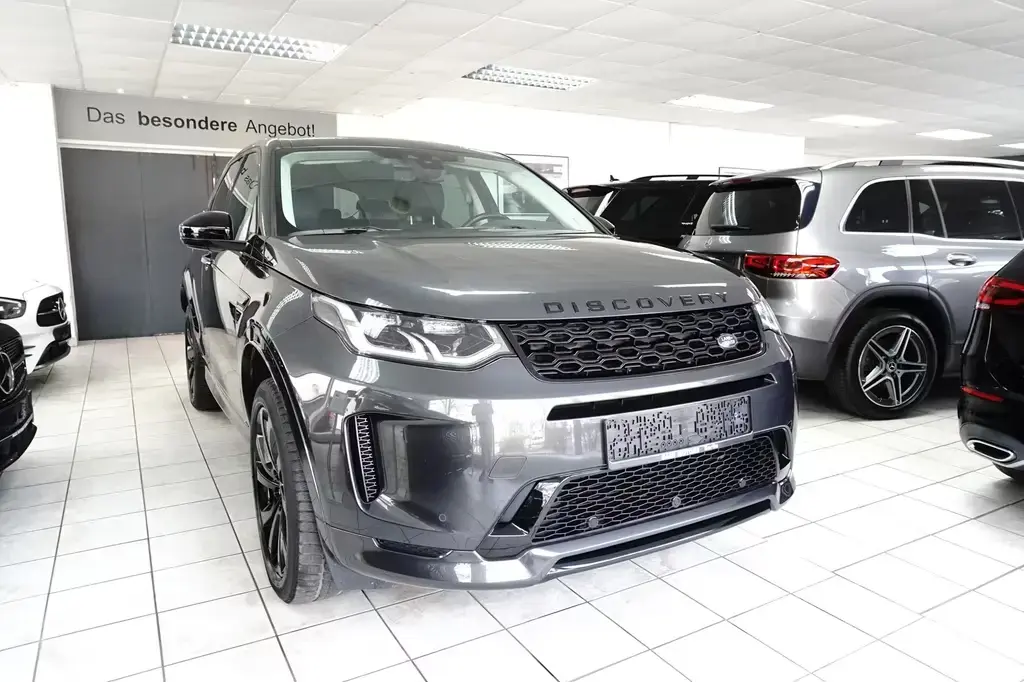Main__Slider__Photo:Land Rover Discovery Sport R-Dynamic SE AWD Digital Mirror 10/2020-1