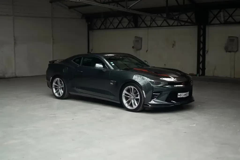 Main__Slider__Photo:Chevrolet Camaro 6.2 V8 AT 50th Anniversary Edition 05/2017-0