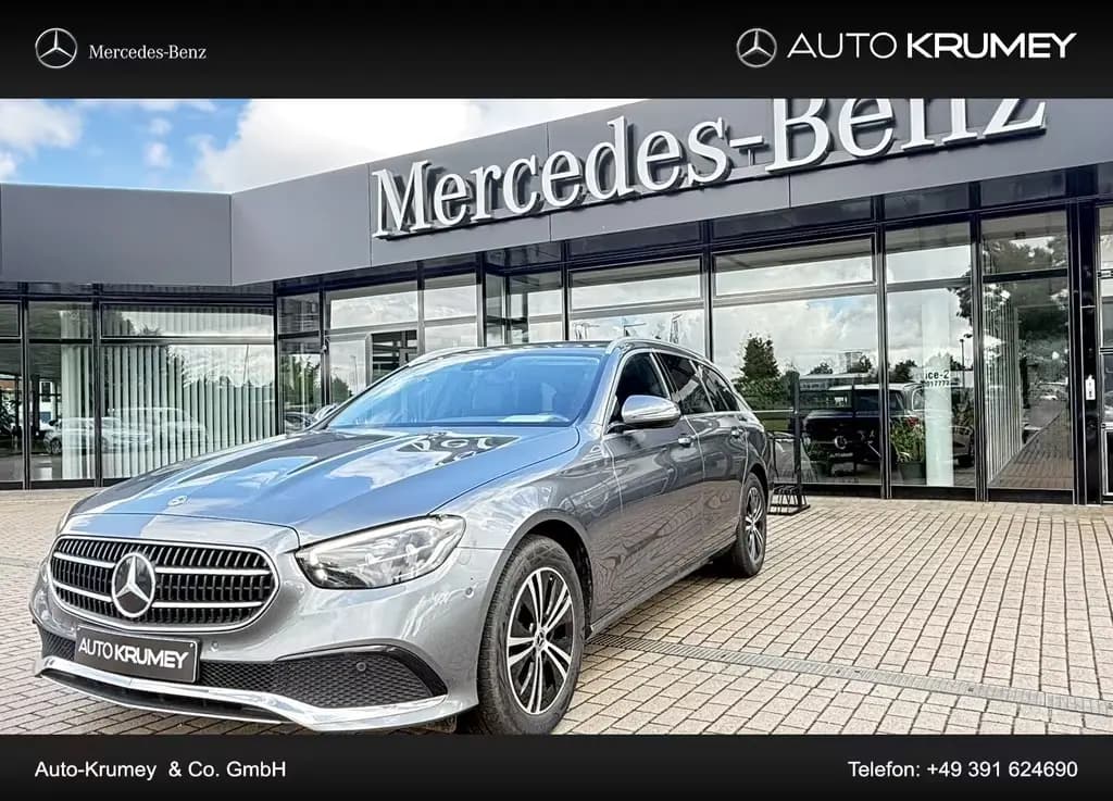 Main__Slider__Photo:Mercedes-Benz E-Class 220 d 4M T AVANTGARDE+LED+Spur+TotwinkelNavi 03/2022-0
