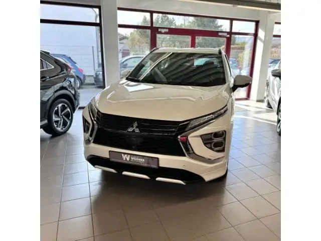 Main__Slider__Photo:Mitsubishi Eclipse Cross Mitsubishi Plug-In Hybrid Plus MJ2 12/2022-1