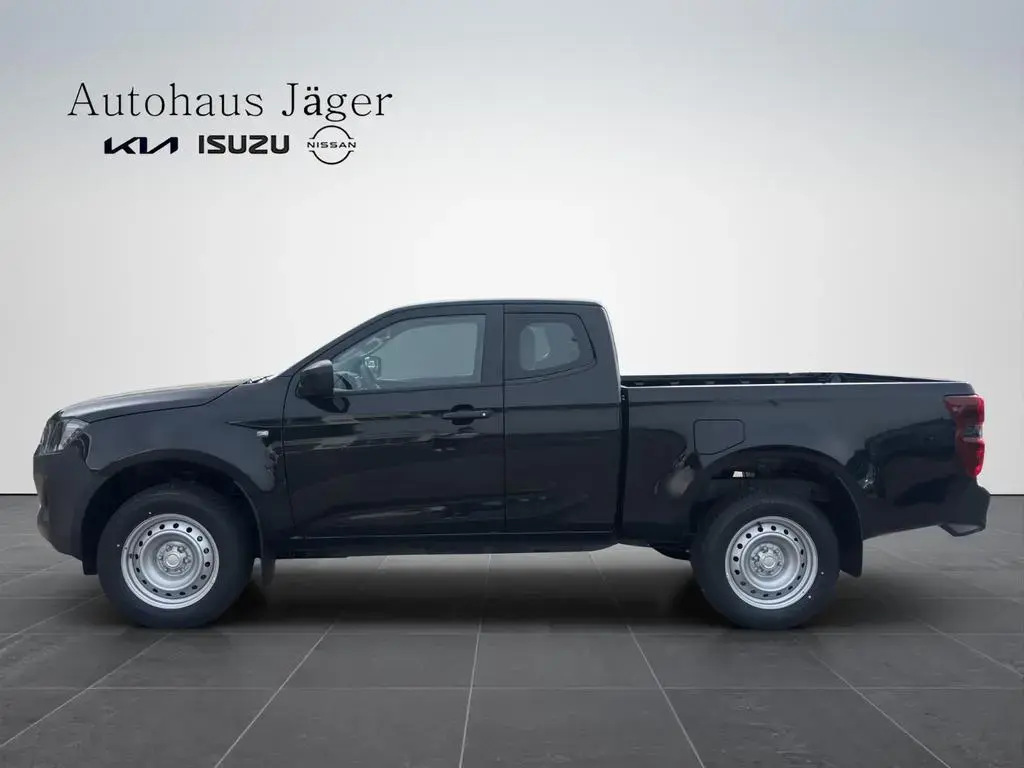 Main__Slider__Photo:Isuzu D-Max Space Cab 4x4 L A/T null-1