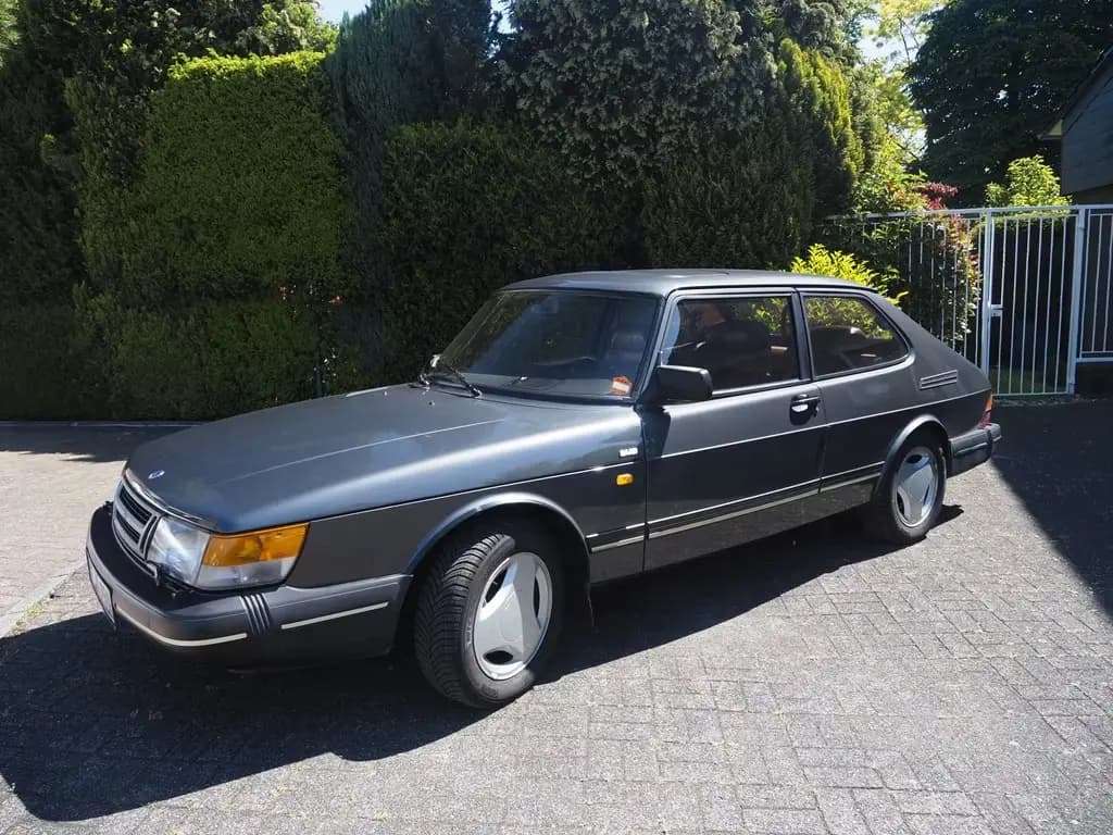 Main__Slider__Photo:Saab 900 i Coupé, H-Zulassung u. Wertgutachten(2) 08/1989-0