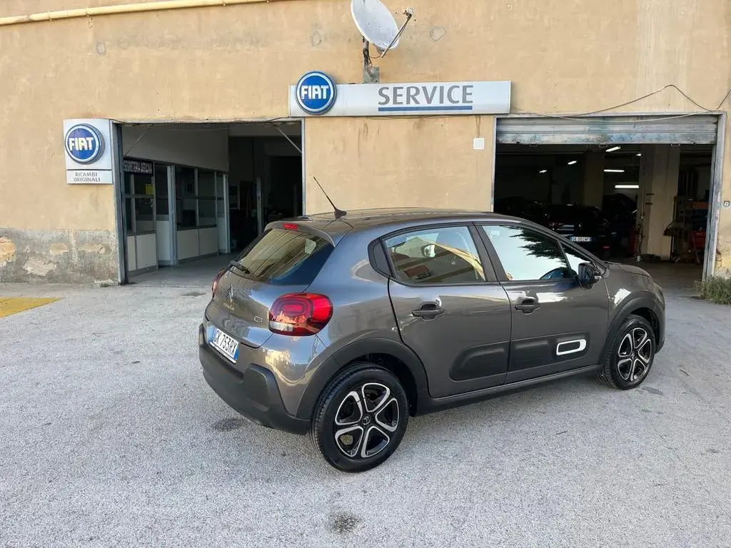 Main__Slider__Photo:Citroën C3 Citroen C3 BlueHDi 100 S&S Feel Pack 06/2022-1