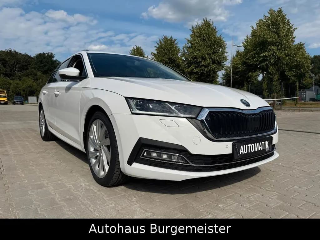 Main__Slider__Photo:Skoda Octavia 2.0 TDI DSG *Headup*Auto*Mem*Kamera*AHK* 03/2023-0