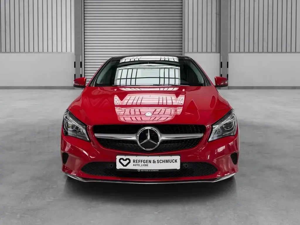 Main__Slider__Photo:Mercedes-Benz CLA-Class 200 SHOOTING BRAKE AUTOMAT+PANO+NAV+LED+DIST 09/2016-1