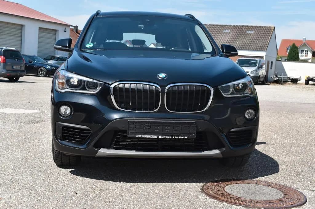 Main__Slider__Photo:BMW X1 Baureihe X1 xDrive  2,0D 05/2017-0
